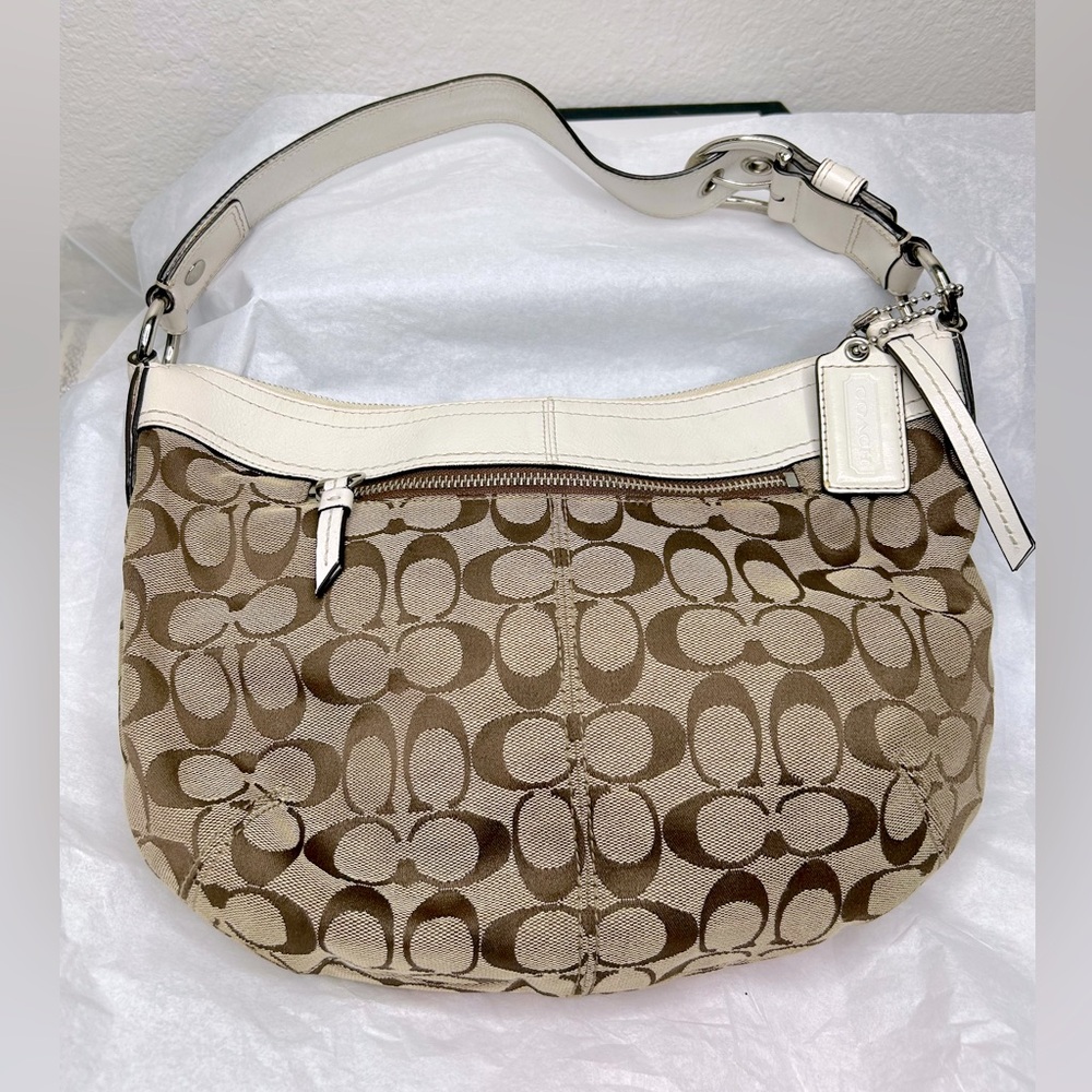 Coach Bag - Picture 1 of 8